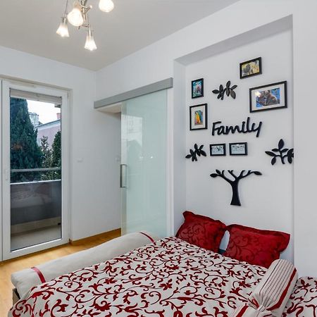 Apartament Apart na Pradze Warszawa Zewnętrze zdjęcie