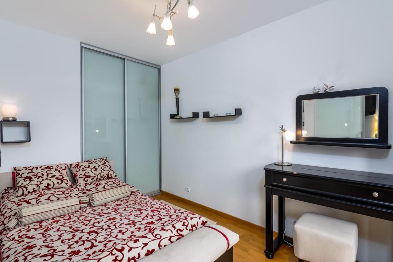Apartament Apart na Pradze Warszawa Zewnętrze zdjęcie